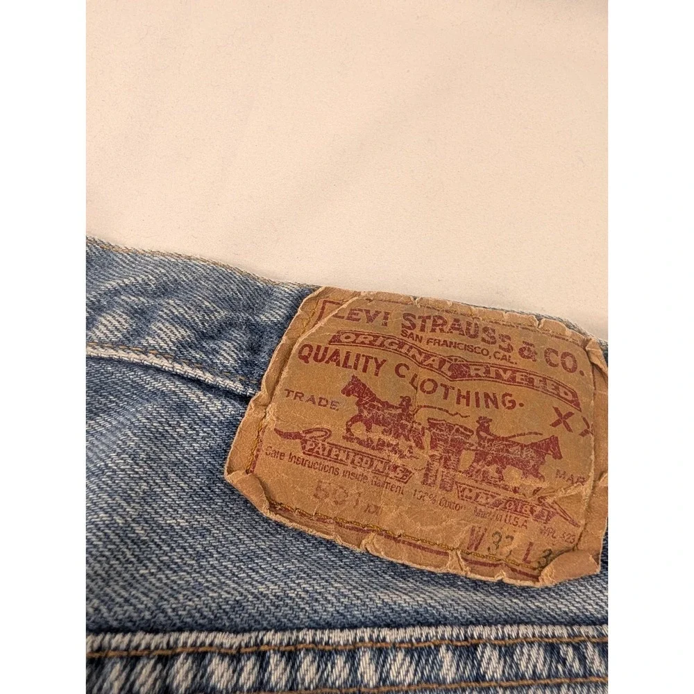 Levis stains discoloration
